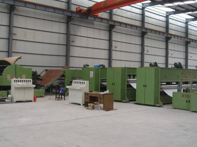 针刺非织造布生产线